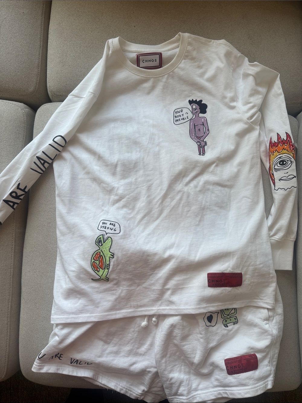 CHNGE White Set